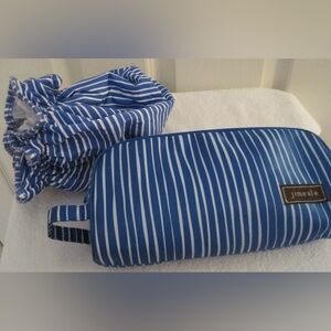 Jimeale toiletry bag with matching shower cap.nwot